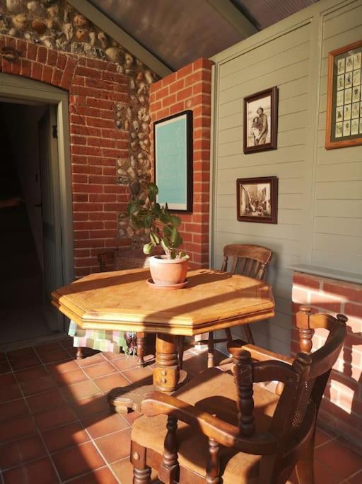 Heath Cottage Lower Southrepps North Norfolk โครเมอร์ ภายนอก รูปภาพ